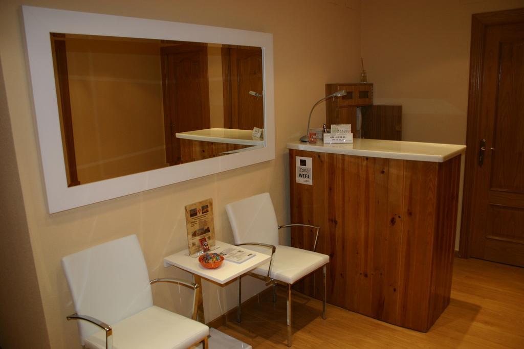 Hostal Hispanico I Salamanca Esterno foto