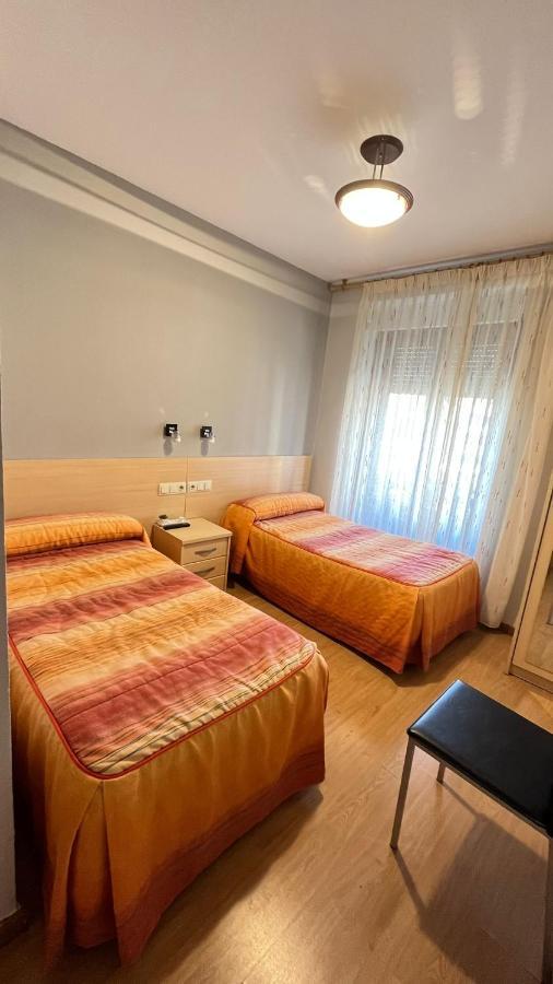 Hostal Hispanico I Salamanca Esterno foto