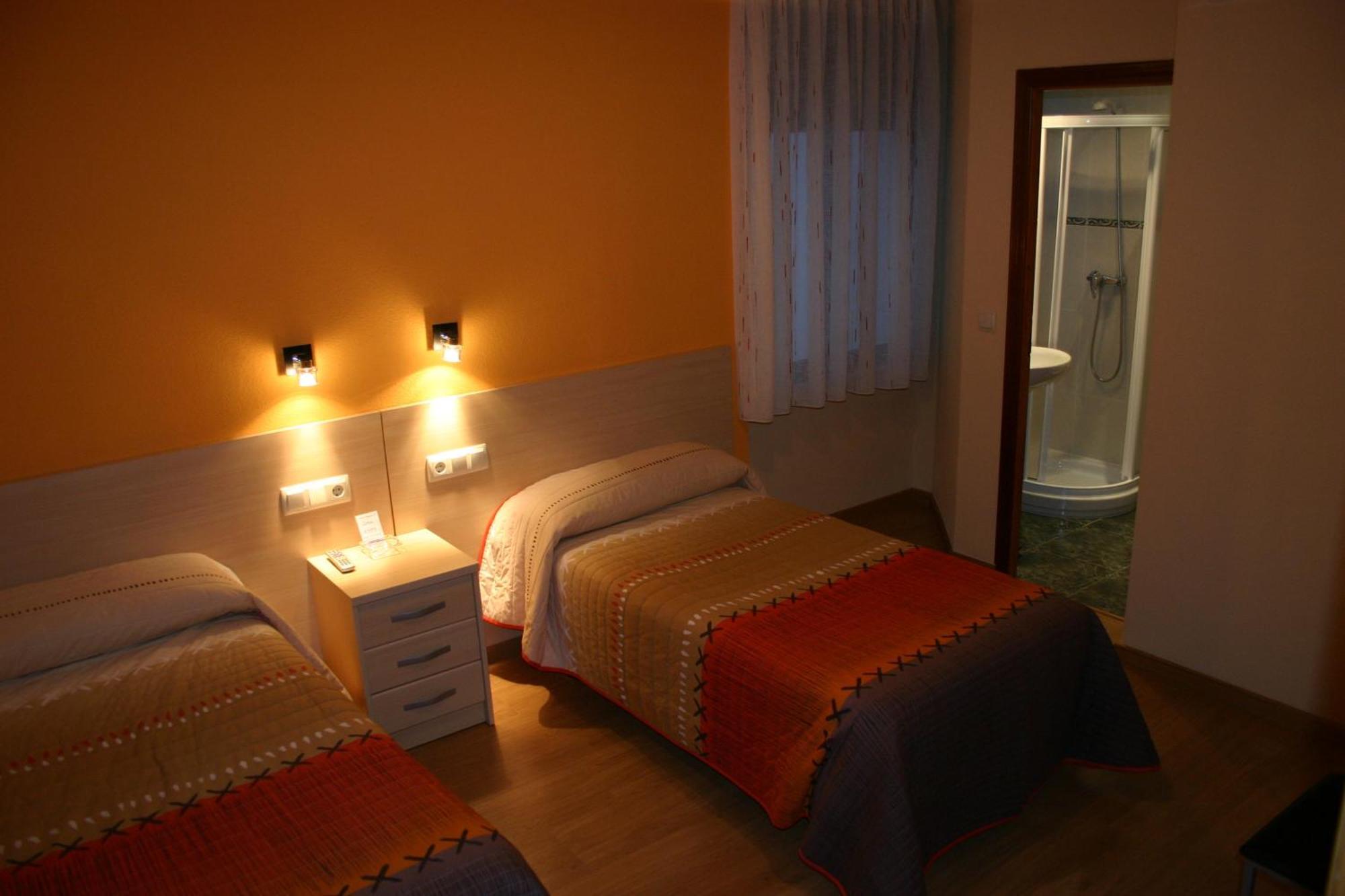 Hostal Hispanico I Salamanca Esterno foto