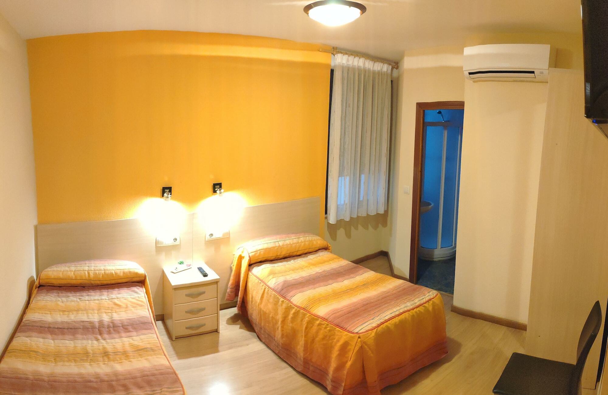 Hostal Hispanico I Salamanca Esterno foto