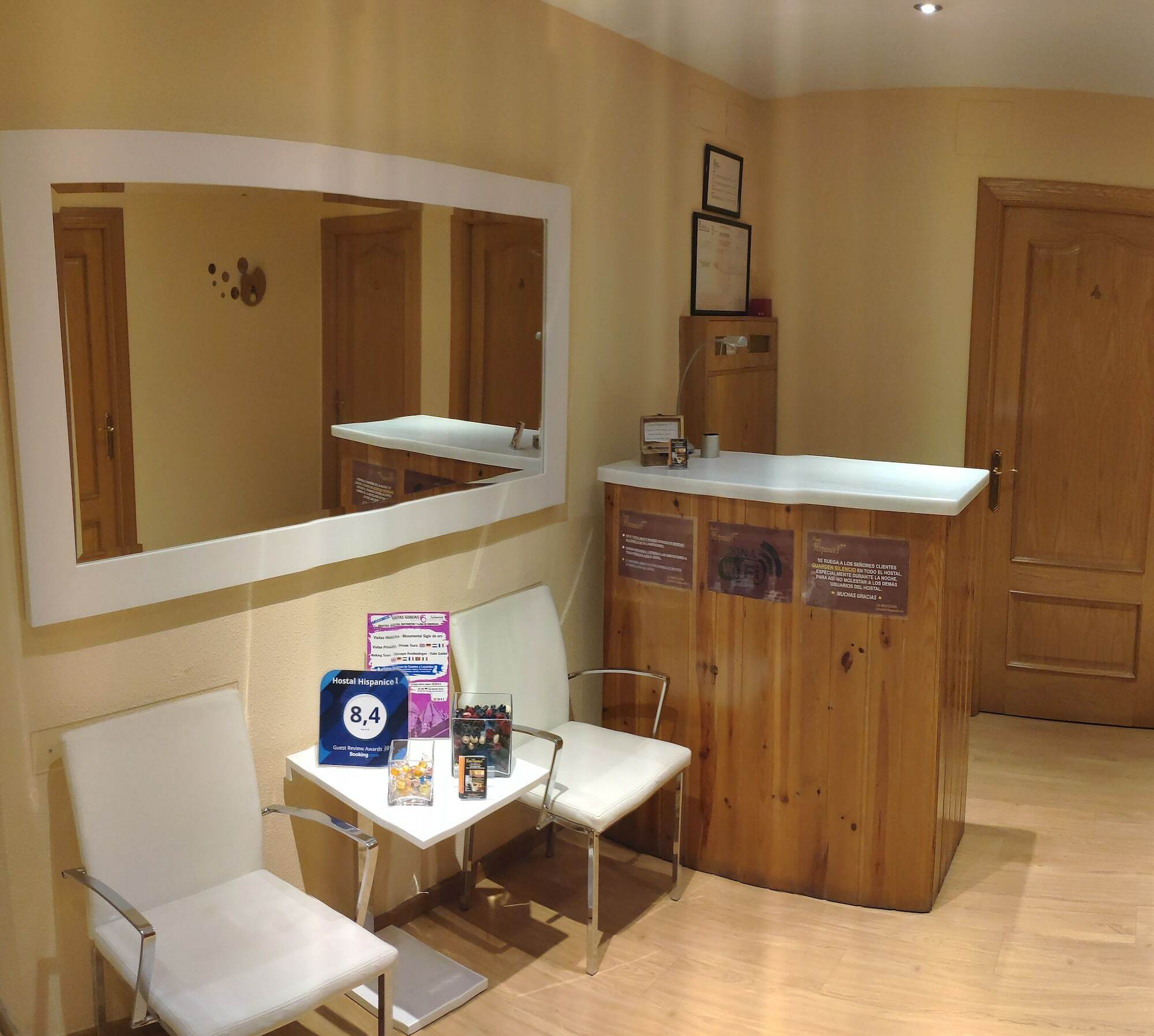 Hostal Hispanico I Salamanca Esterno foto